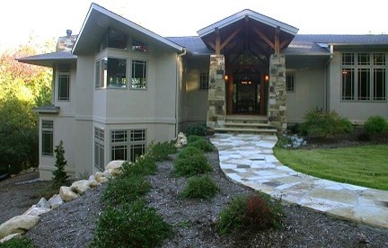 Photo of a contemporary house exterior in Raleigh.