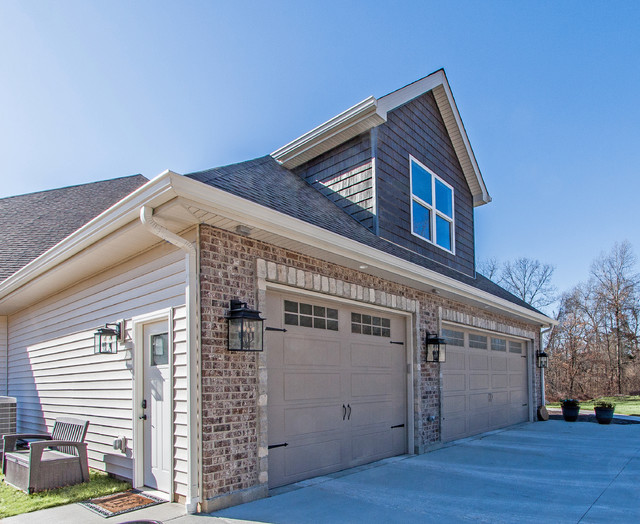 Foristell, MO New Custom Home Rustic House Exterior St Louis by