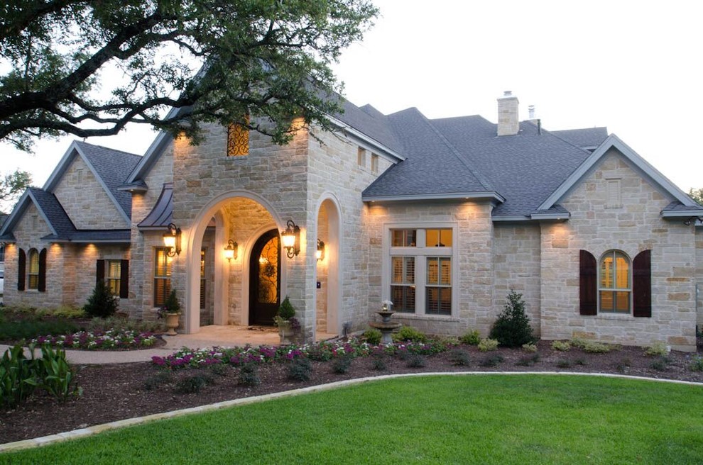 Design ideas for a traditional house exterior in Austin.