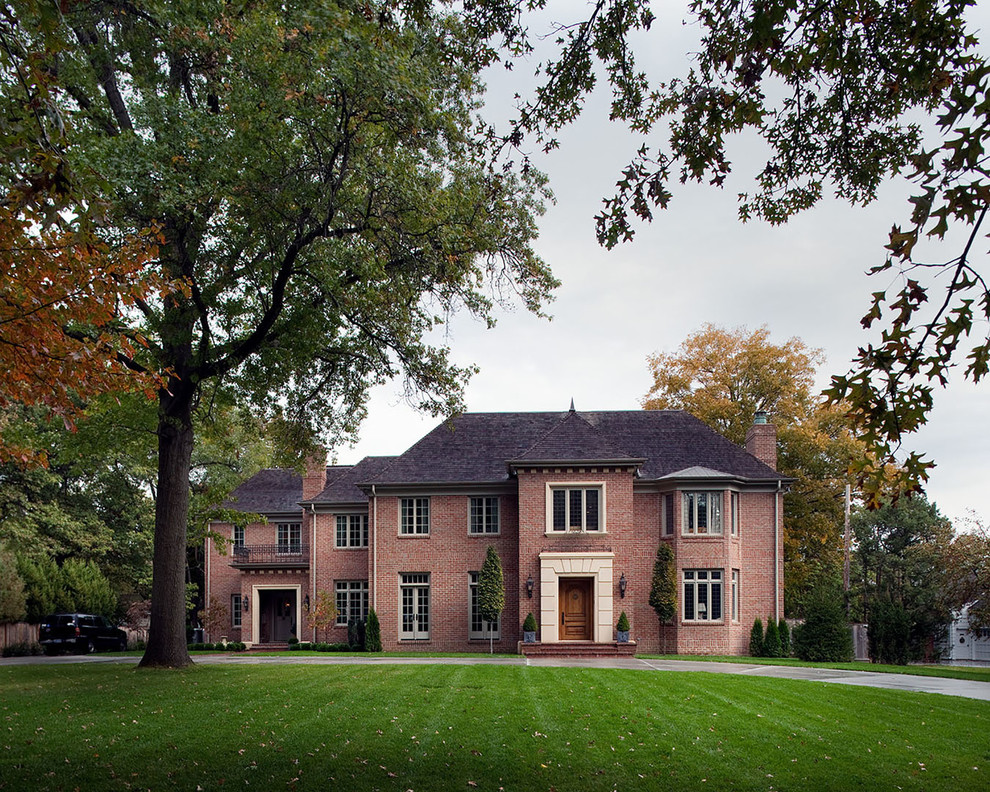 Inspiration for a classic house exterior in Kansas City.