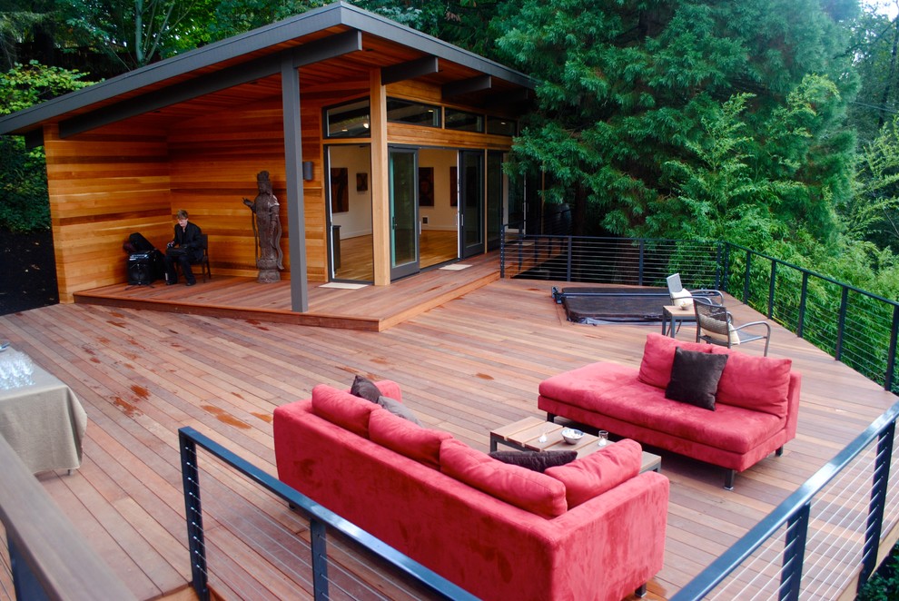 This is an example of a modern terrace in Portland.