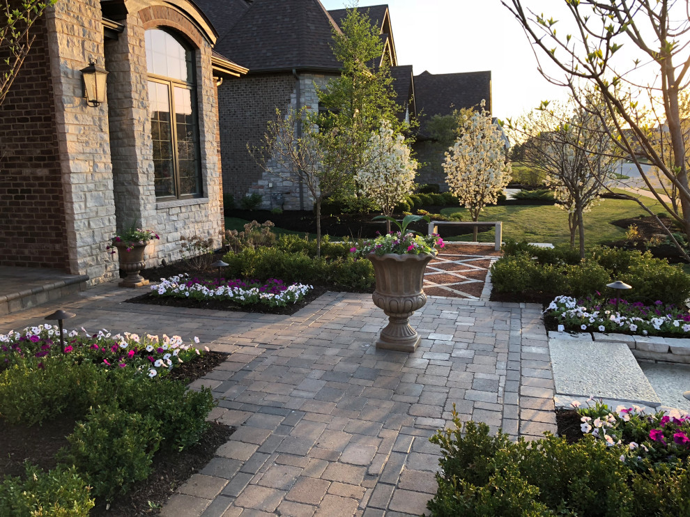 Front Entranceway - Exterior - Chicago - by Morgan Homes | Houzz