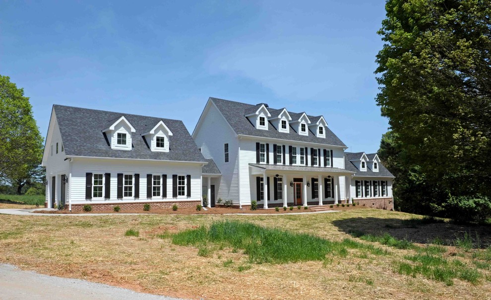 Front Exterior Traditional Exterior Atlanta by J.W. York Homes