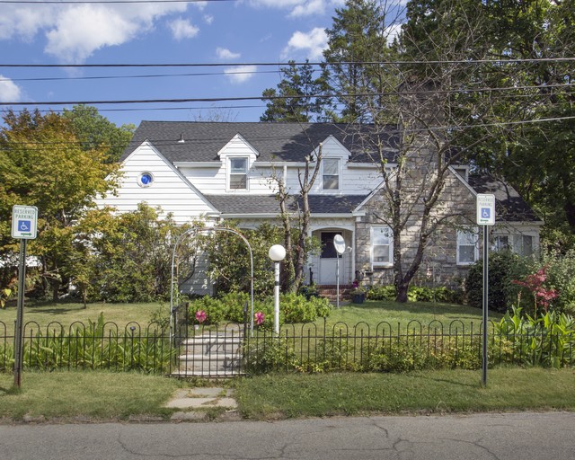 GAF Timberline Roof Replacement Yonkers, NY Traditional House Exterior New York by