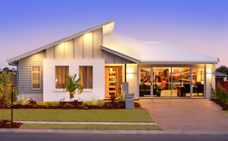 Design ideas for a gey contemporary bungalow brick house exterior in Brisbane.