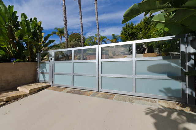 Glass Gates in Malibu - Contemporary - Exterior - Los Angeles - by ...