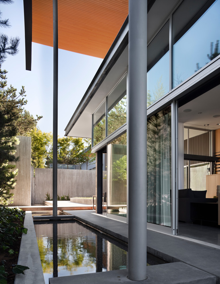 This is an example of a modern house exterior in Seattle.