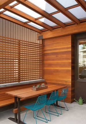 Diseño de fachada de casa verde minimalista de tamaño medio de dos plantas