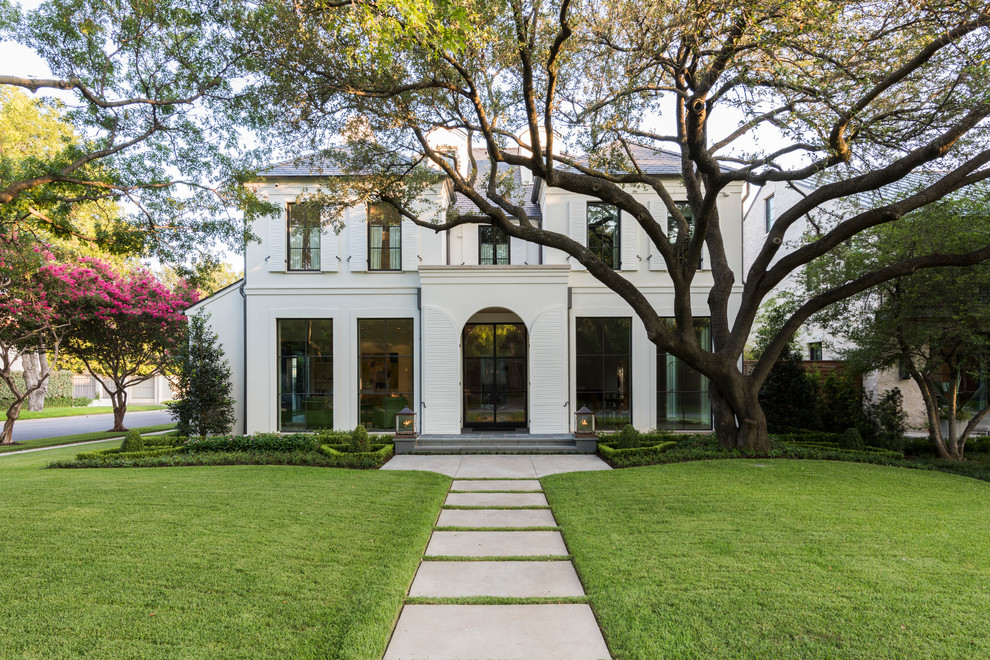 Inspiration for a medium sized classic house exterior in Dallas.