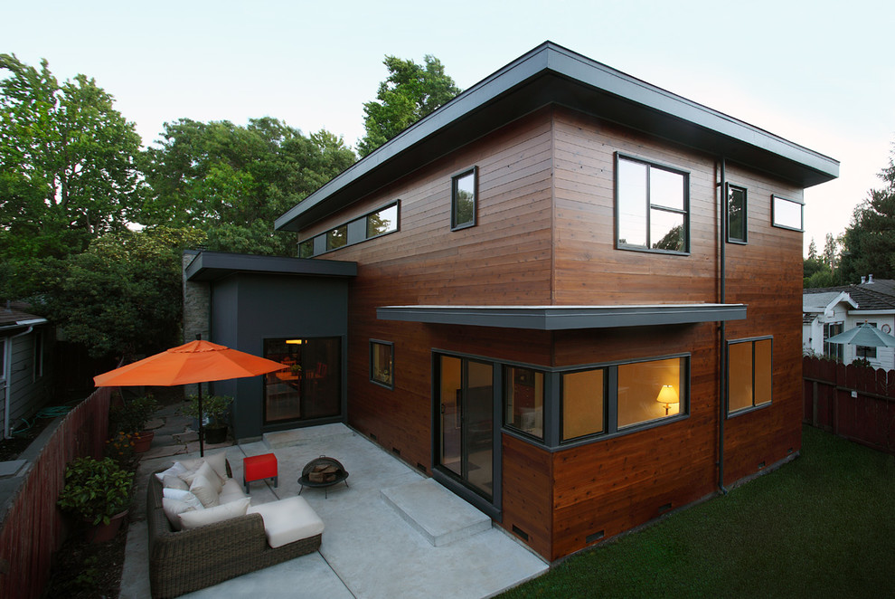 Design ideas for a contemporary house exterior in San Francisco with wood cladding.