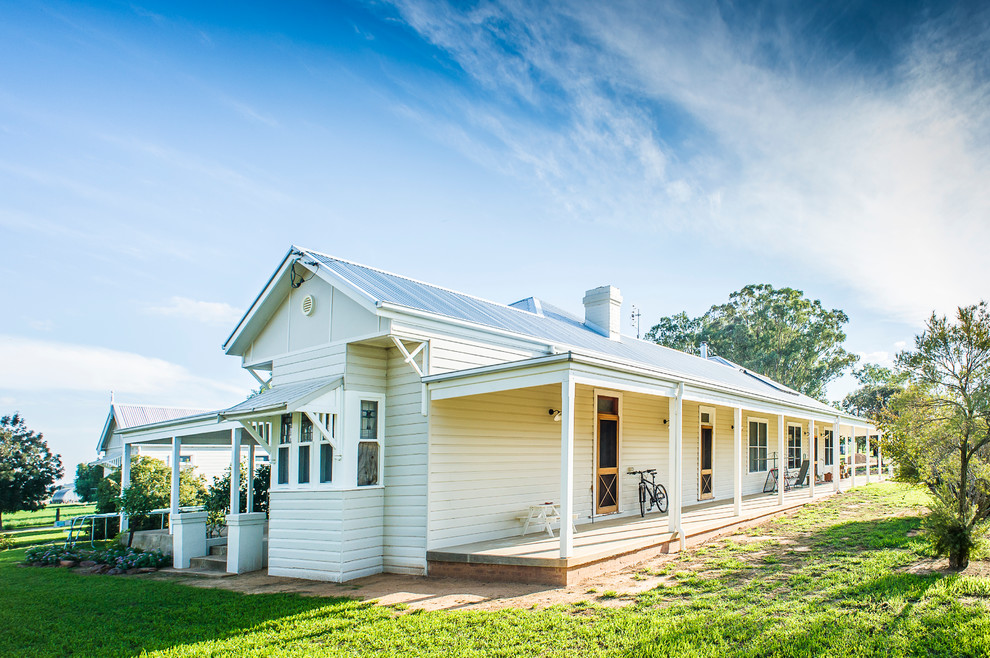 Grenfell House Farmhouse Exterior Sydney by Design West