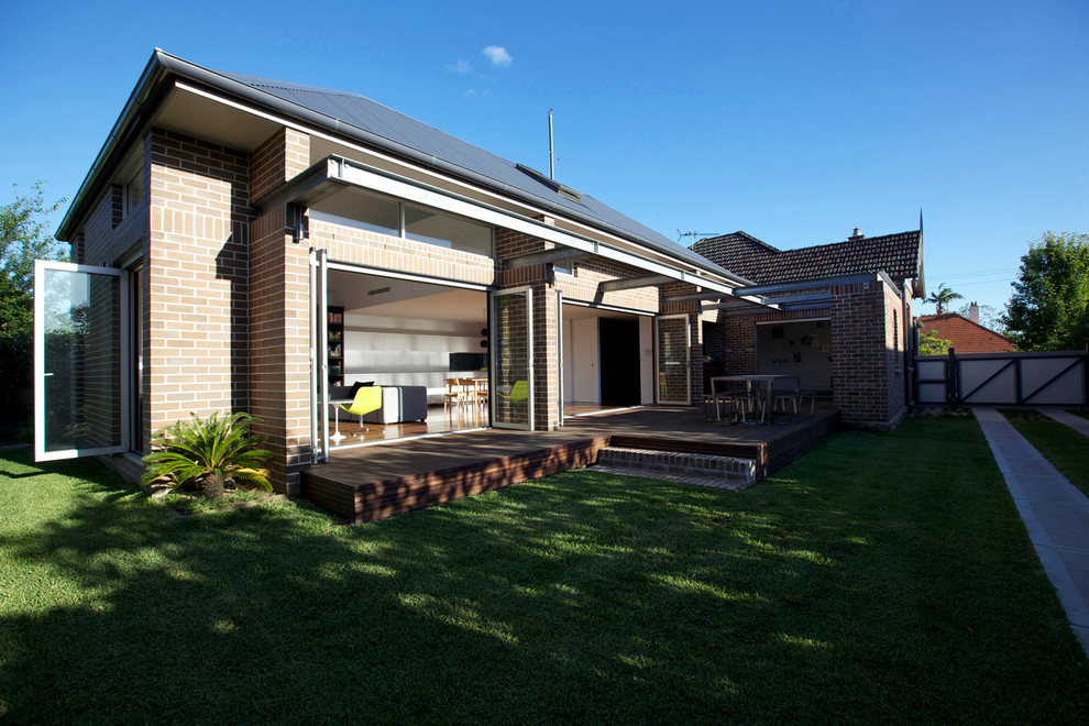 Example of a classic exterior home design in Sydney