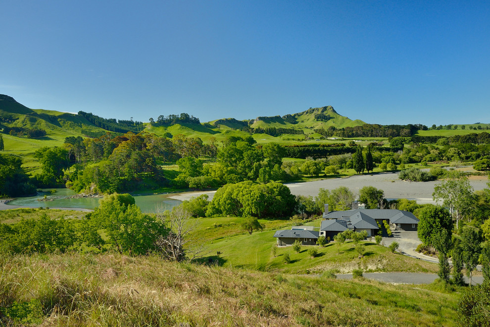 Hawkes Bay, New Zealand Farmhouse Exterior NapierHastings by