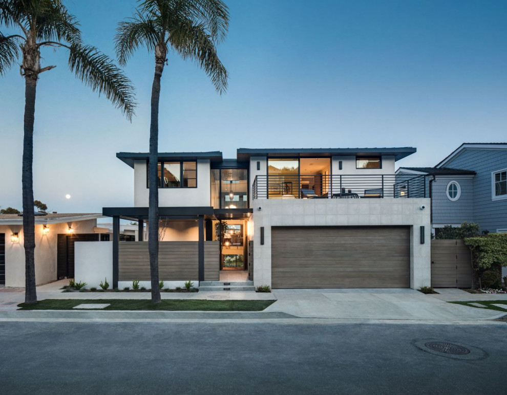 Exemple d'une façade de maison rétro à trois étages et plus.