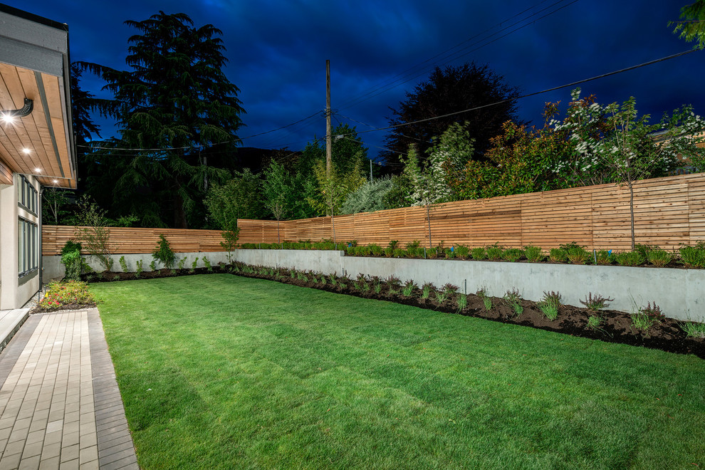 Highland Boulevard, North Vancouver Contemporary Landscape