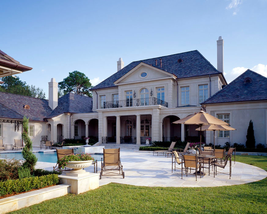 Design ideas for a classic house exterior in New Orleans.