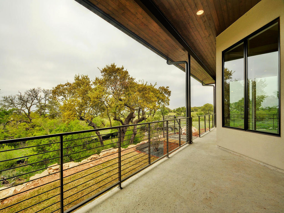 Große, Einstöckige Moderne Holzfassade Haus in Austin