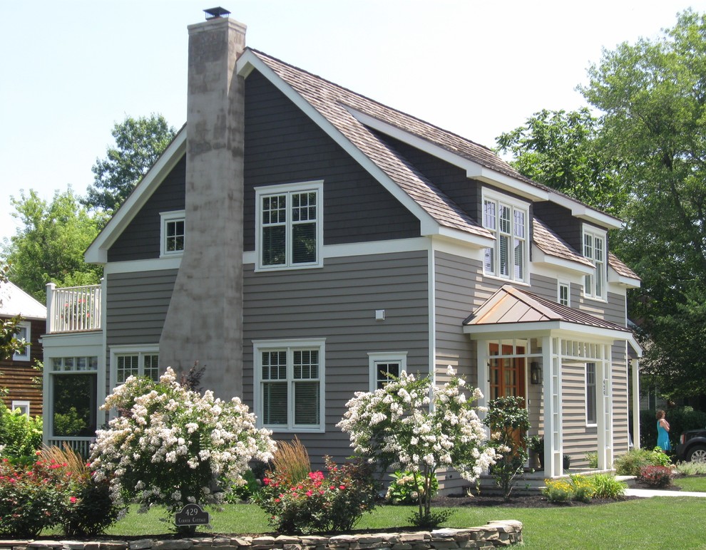 Mid-sized traditional gray two-story wood exterior home idea in Wilmington with a shingle roof