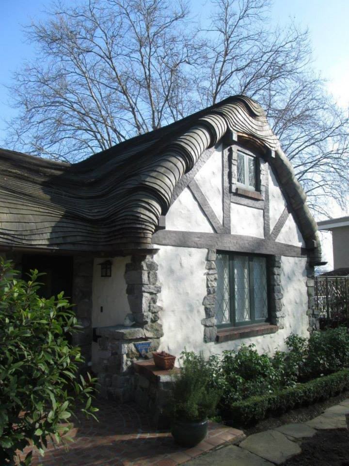 Photo of a bohemian house exterior in Vancouver.