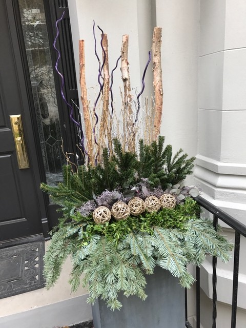 Holiday Front Porch Christmas Planters, Wreaths & Styling - Contemporary -  Exterior - Chicago - By The Barn: Landscape + Architecture | Houzz