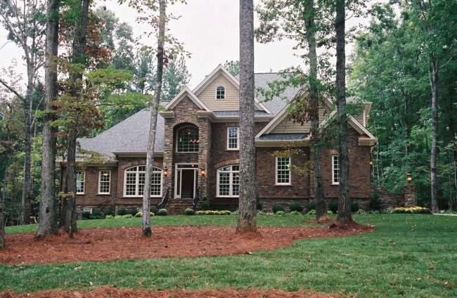 Traditional exterior home idea in Raleigh