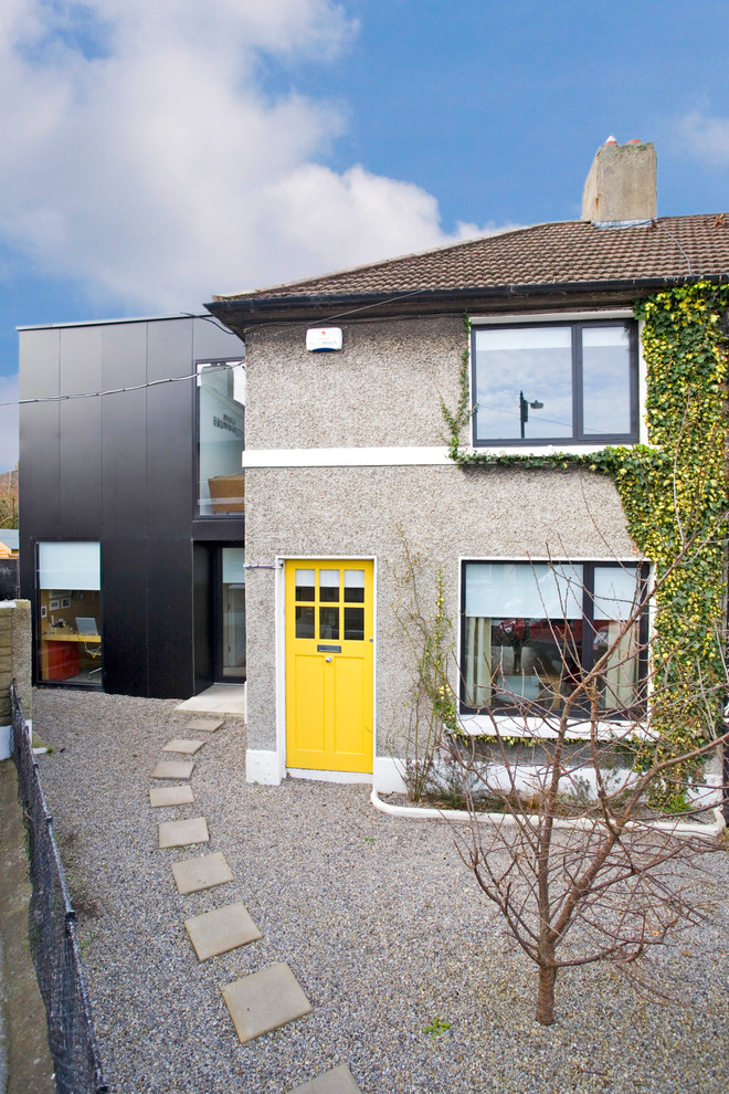 Photo of a modern house exterior in Dublin with metal cladding.