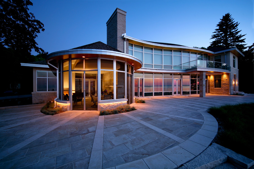 House on Lake Michigan Contemporary Exterior Milwaukee by Deep