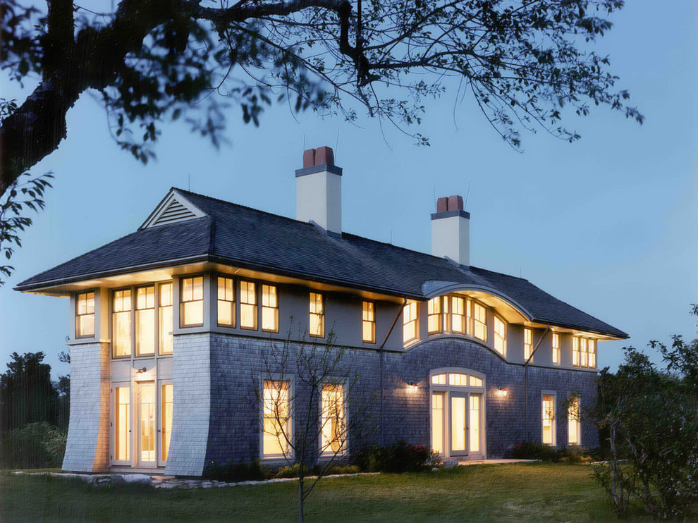 House on Martha's Vineyard Traditional Exterior Providence by