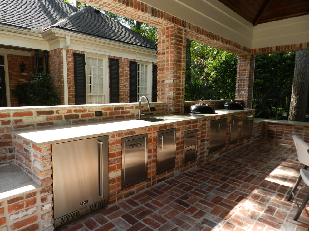 Houston Outdoor Kitchen Exterior Houston by Craftsmanship By John