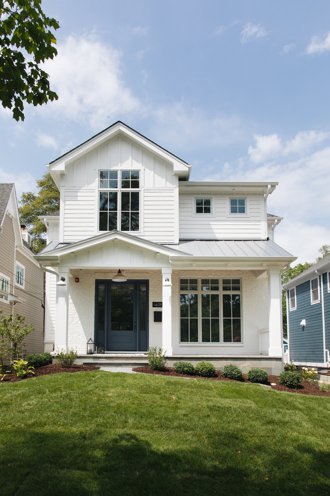 Exterior home photo in Chicago