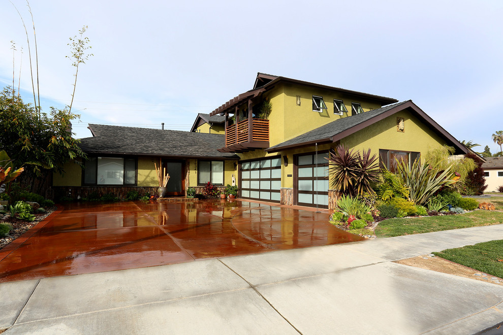 Contemporary exterior home idea in Orange County