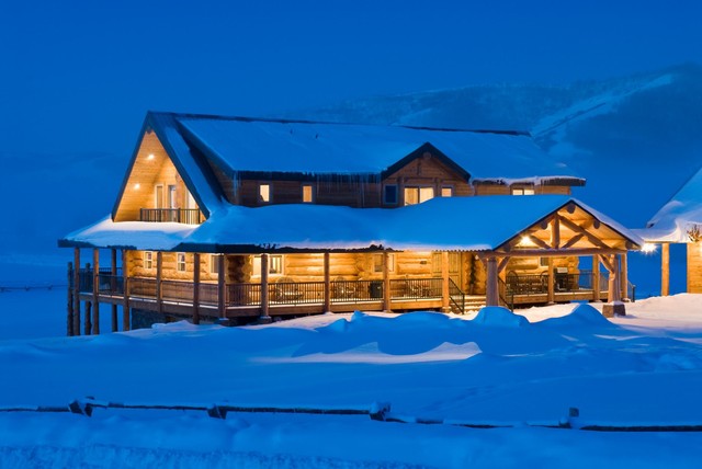 Huntsman - Rústico - Fachada - Boise - de Summit Log & Timber Homes