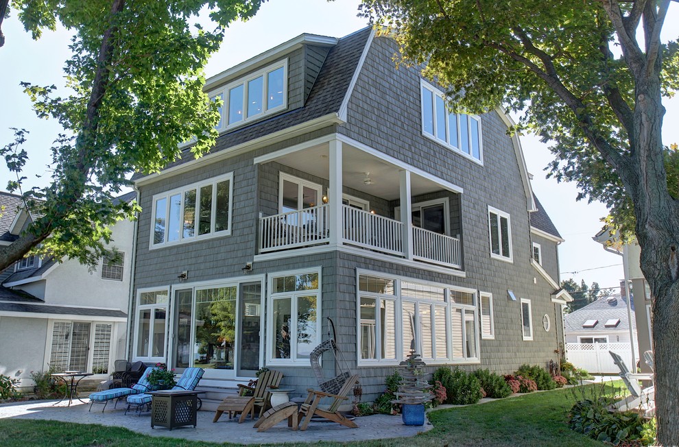 Inspiration for a coastal exterior home remodel in Cleveland