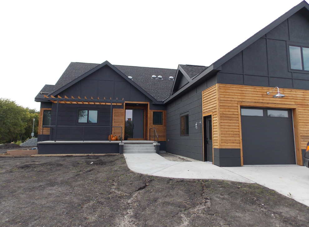 Industrial Farmhouse Iowa Farmhouse Exterior Other by Chelsy