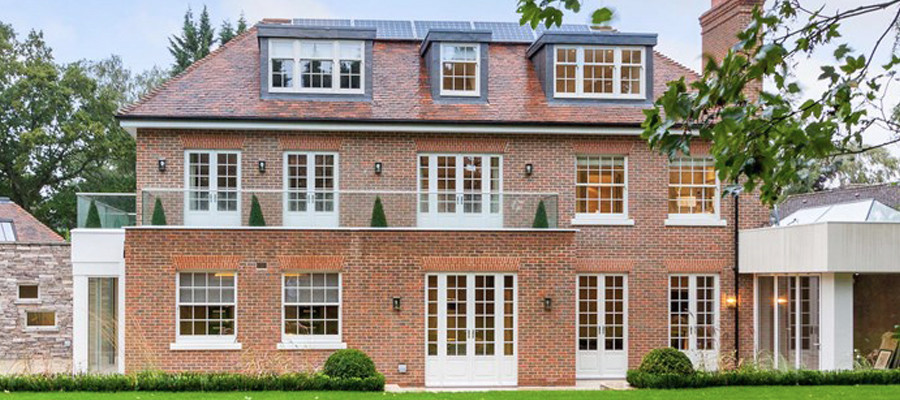 Inspiration for a classic house exterior in Essex.