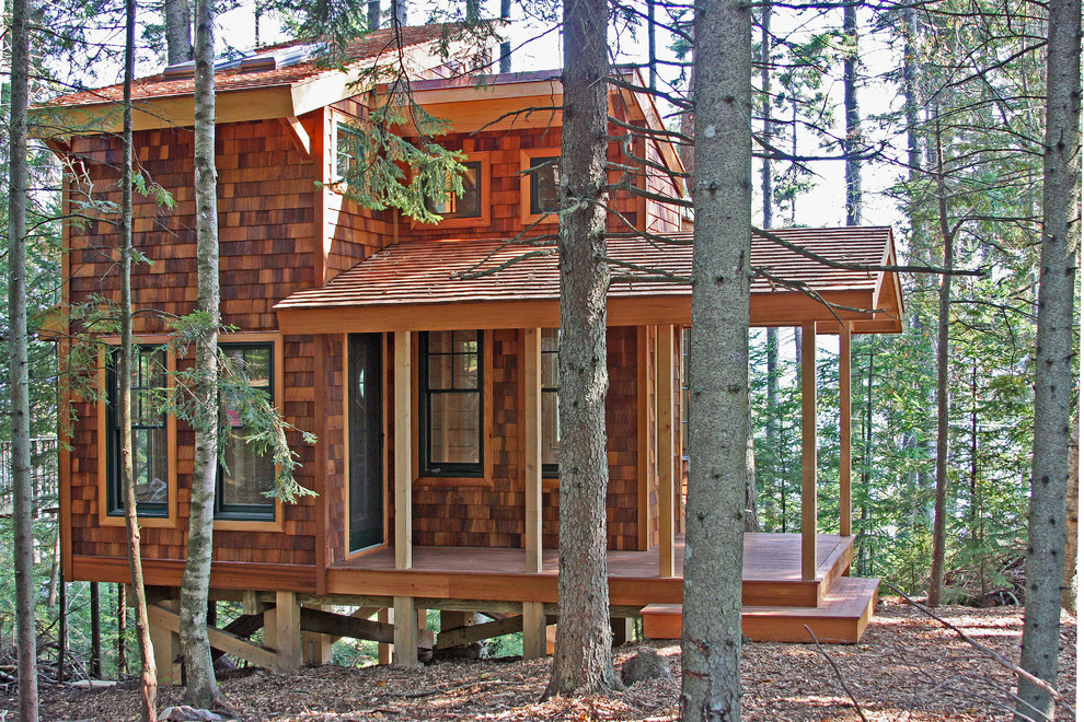 Zweistöckige Klassische Holzfassade Haus in Portland Maine