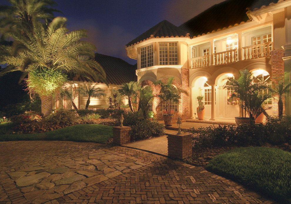 Traditional house exterior in Jacksonville.