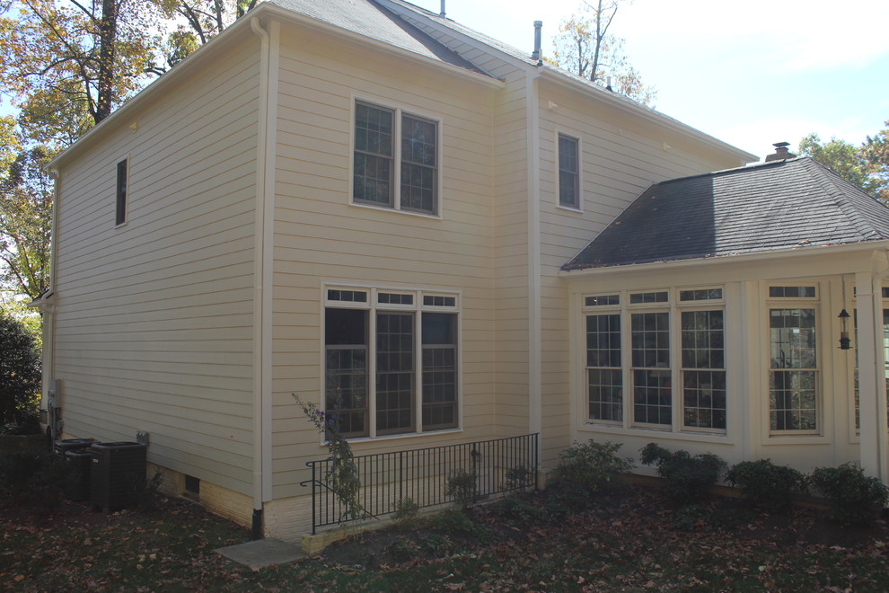 James Hardie Lap Siding Navajo Beige Darnestown, MD Traditional