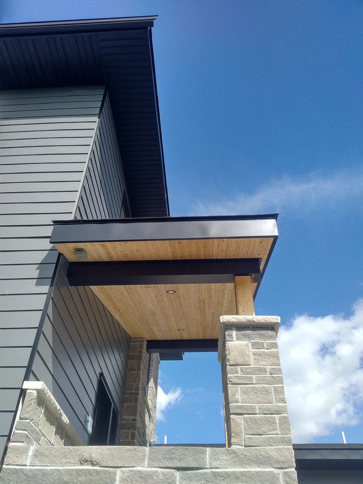 JAMES HARDIE PANELS & HORIZONTAL SIDING OTTAWA, ON Modern