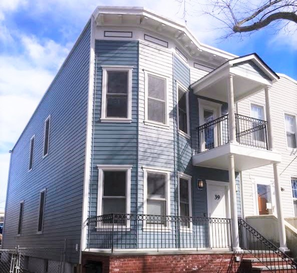 James Hardie Siding with Masonry remodel, Brooklyn, NY Klassisch