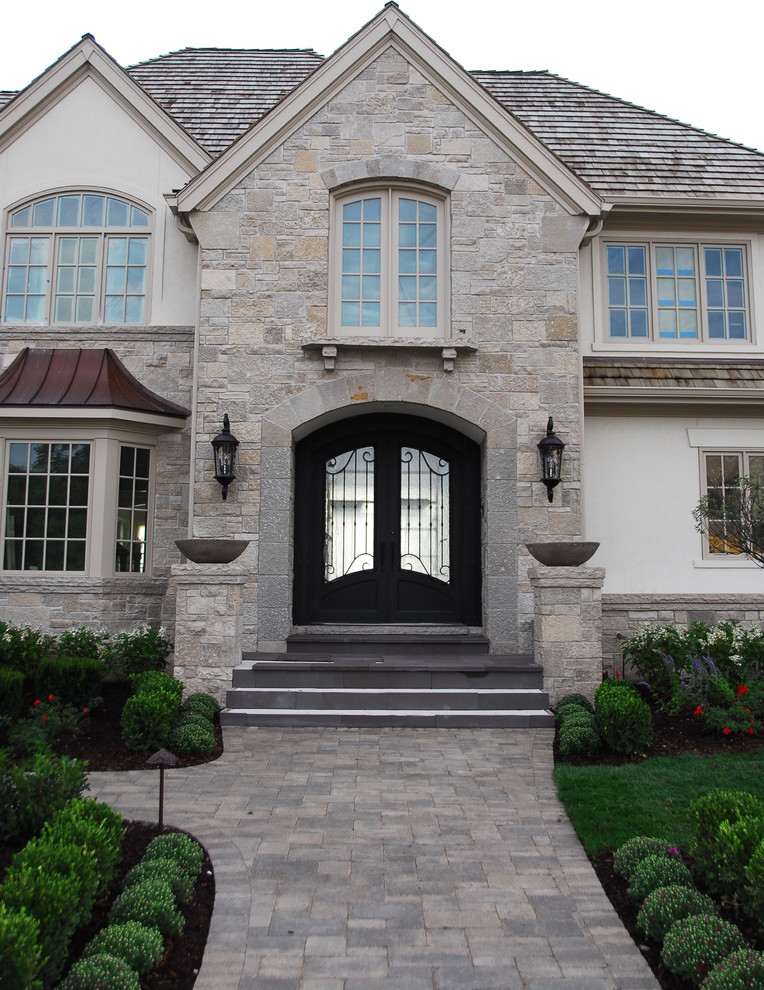 Jobs photos Traditional Exterior Chicago by Royal Falcon Ent