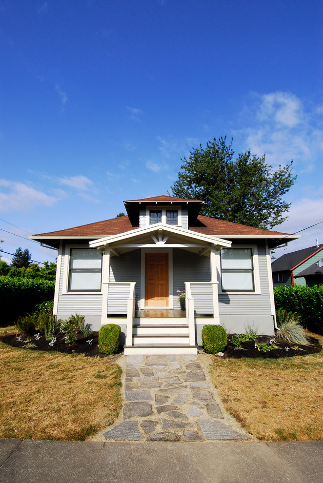 Inspiration for a small craftsman gray one-story exterior home remodel in Portland