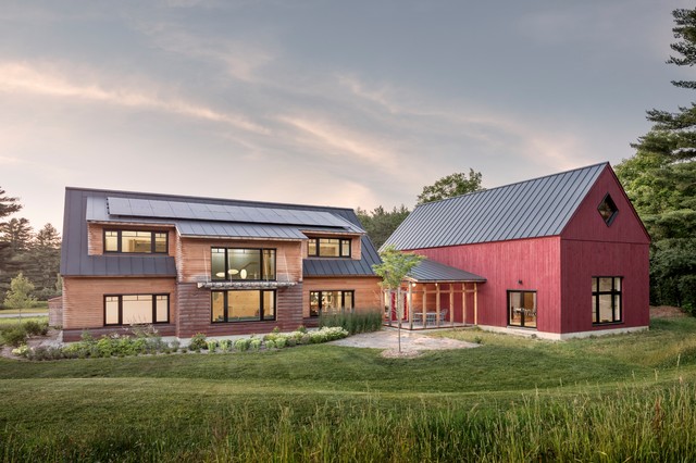 Joslin Hill Passive House - Landhausstil - Häuser - Burlington - von