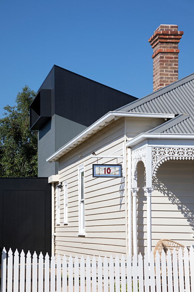 Transitional exterior home idea in Geelong
