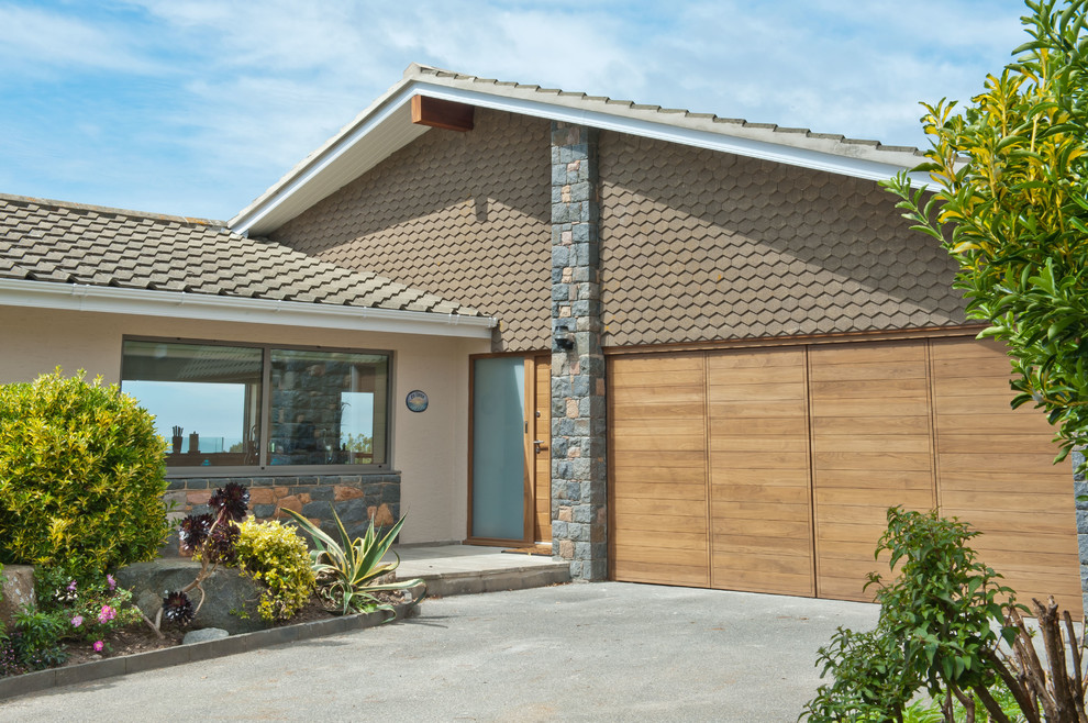 Midcentury house exterior in Channel Islands.