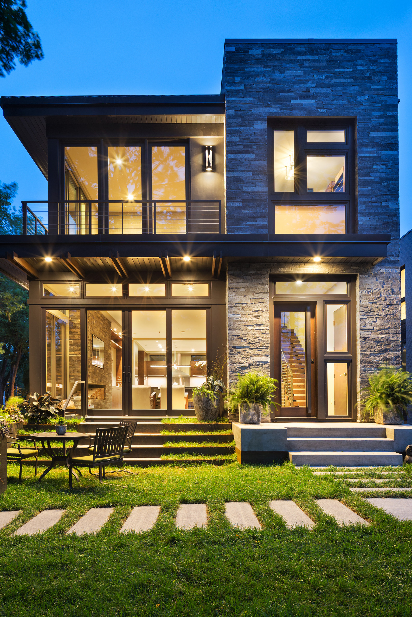 75 Small Modern Exterior Home Ideas You'll Love - January, 2024