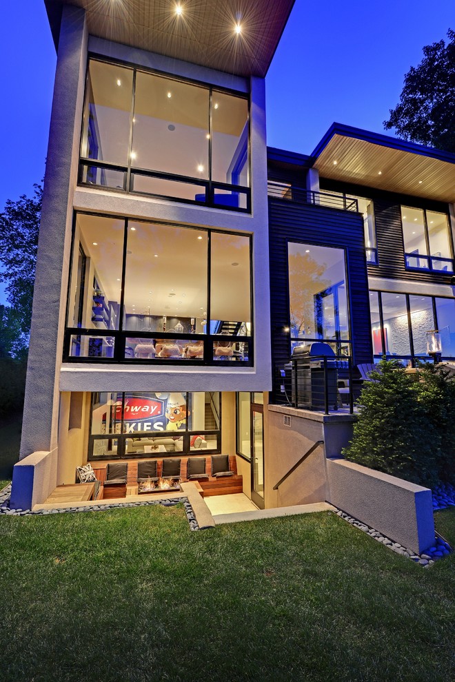 Lake Modern Masterpiece Turnquist Design / Architects