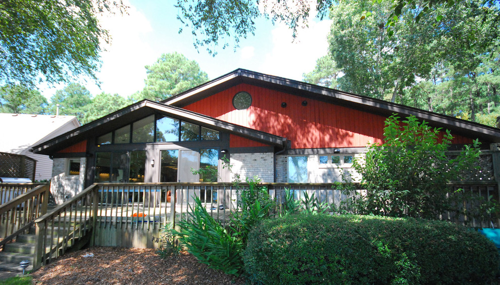 Lake Sylvan Virginia Beach Modern Exterior Other by GMF