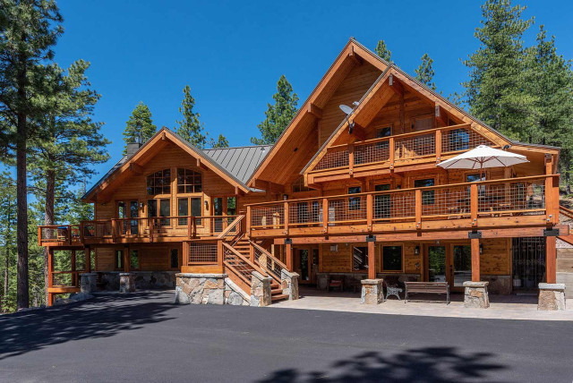 Lake Tahoe Cabin Compound - Montagne - Façade - Houston - par ROBERT ...
