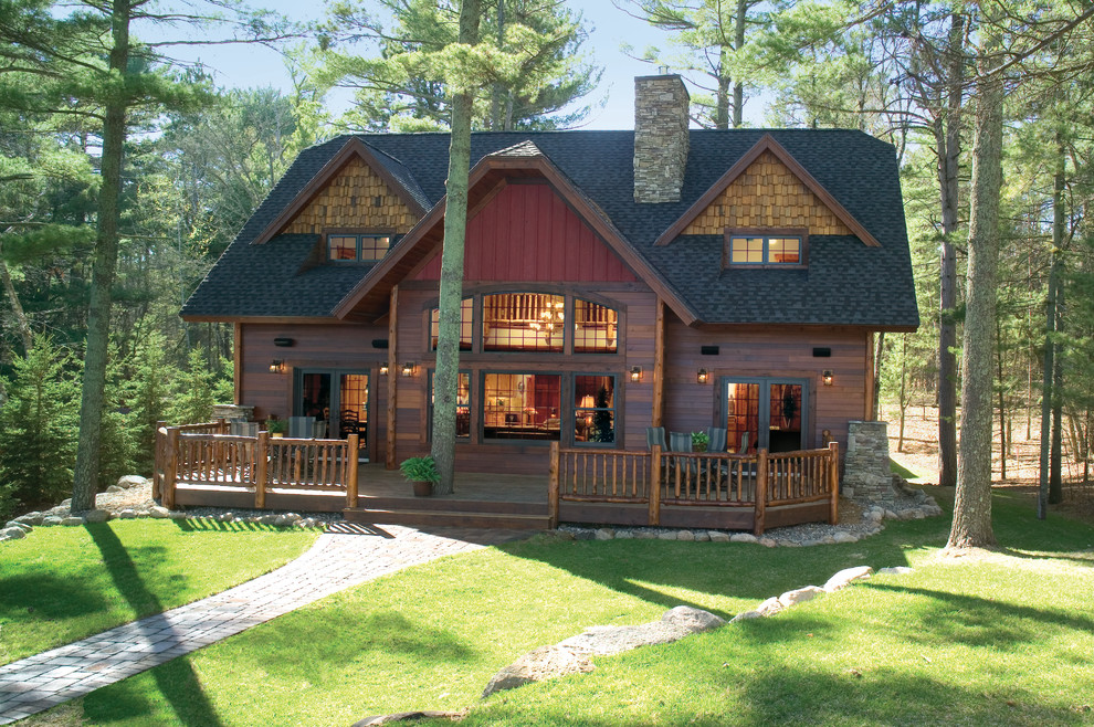 Example of a mountain style exterior home design in Minneapolis
